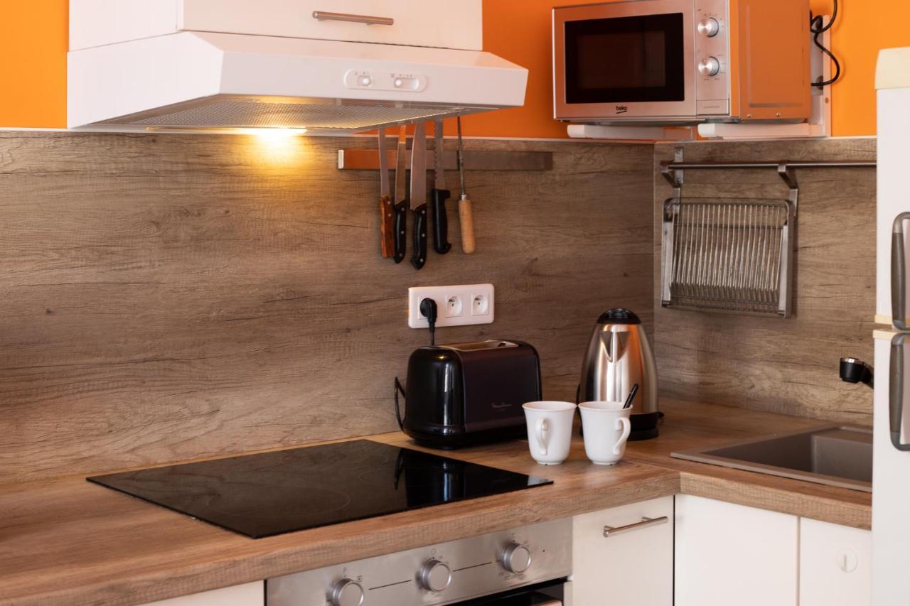 La Fontaine Neuve-Avallon-5 Personnes-1 Chambre-3 Lits-Parking-Wifi Zewnętrze zdjęcie